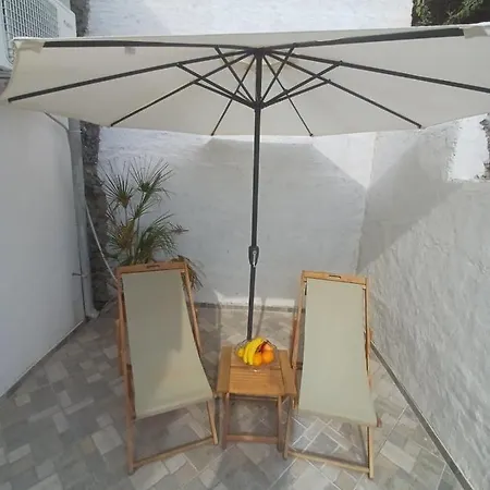 Sea View From The Hill Appartamento *